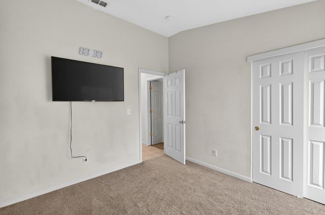 9042 Warmsprings St, Elk Grove, CA 95758