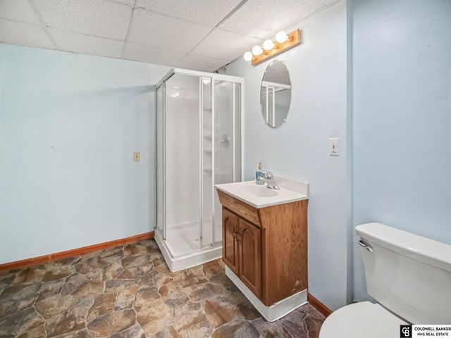 7839 Grover Street, Omaha, NE 68124