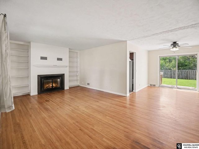 7839 Grover Street, Omaha, NE 68124