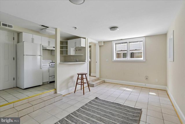 4211 INGOMAR ST NW, Washington, DC 20015