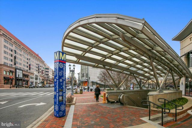 4211 INGOMAR ST NW, Washington, DC 20015