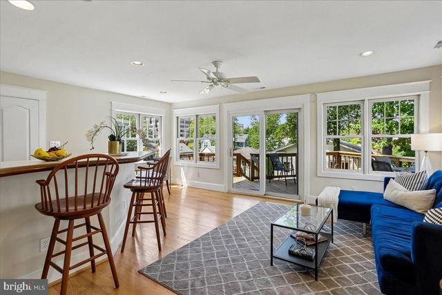 4211 INGOMAR ST NW, Washington, DC 20015