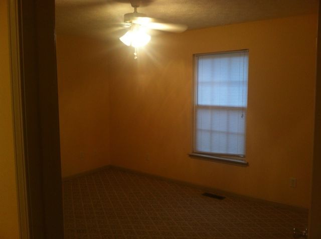 16017 S Radio Station Road, Seneca, SC 29678