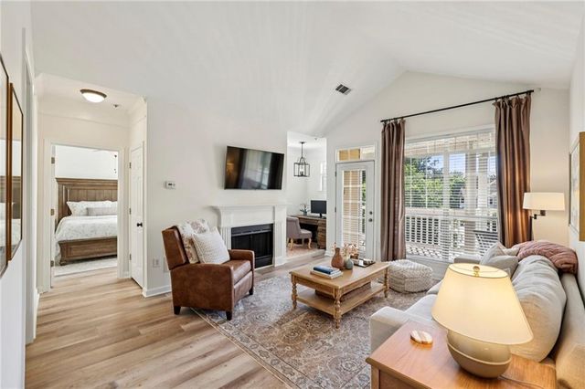 436 Pembrooke Circle 436, Alpharetta, GA 30004