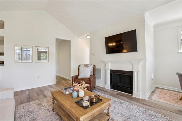 436 Pembrooke Circle 436, Alpharetta, GA 30004