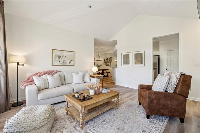436 Pembrooke Circle 436, Alpharetta, GA 30004