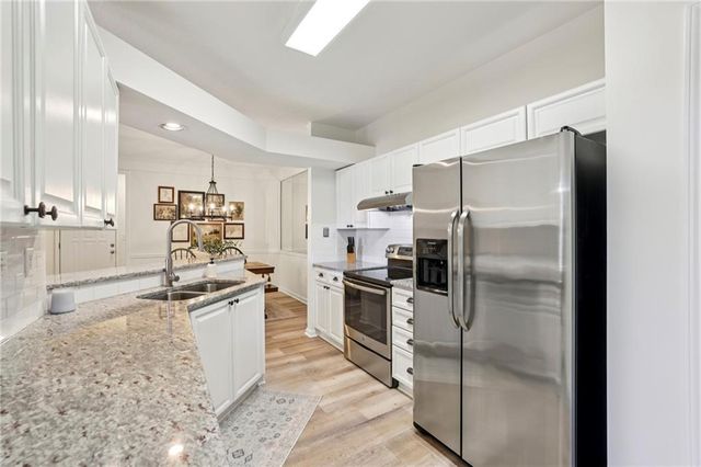 436 Pembrooke Circle 436, Alpharetta, GA 30004