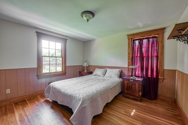 8 Central St, Stoughton, MA 02072