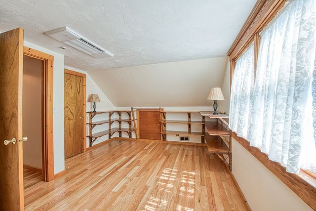 8 Central St, Stoughton, MA 02072