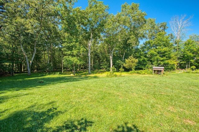 8 Central St, Stoughton, MA 02072