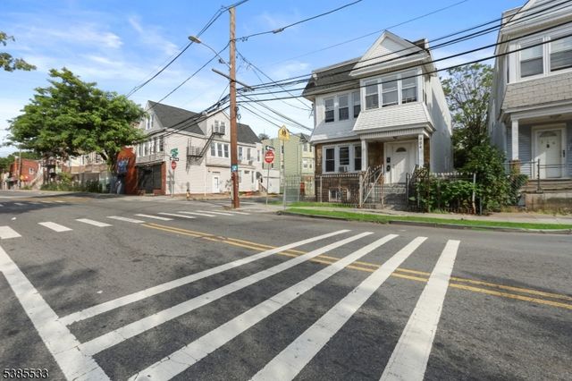 354 Clinton Pl, Newark City, NJ 07112