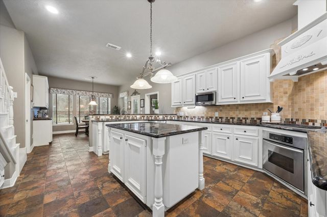 16519 Deer Haven Run, Rosharon, TX 77583