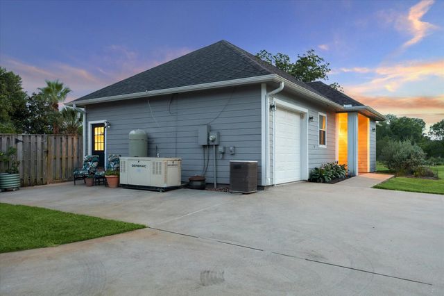 16519 Deer Haven Run, Rosharon, TX 77583