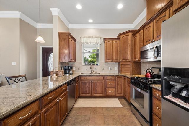 16519 Deer Haven Run, Rosharon, TX 77583