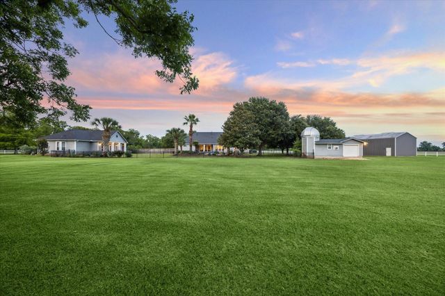 16519 Deer Haven Run, Rosharon, TX 77583