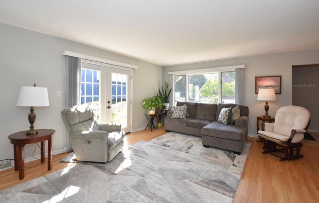 6512 W Dodge PLACE, Milwaukee, WI 53220