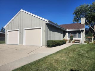6512 W Dodge PLACE, Milwaukee, WI 53220