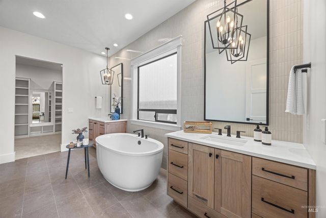 5835 S Highmark Ave., Meridian, ID 83642