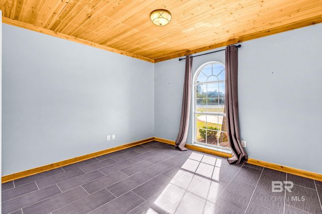 3244 Spanish Cove Dr N, Lillian, AL 36549