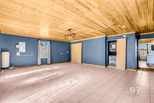 3244 Spanish Cove Dr N, Lillian, AL 36549