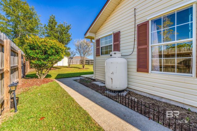 3244 Spanish Cove Dr N, Lillian, AL 36549