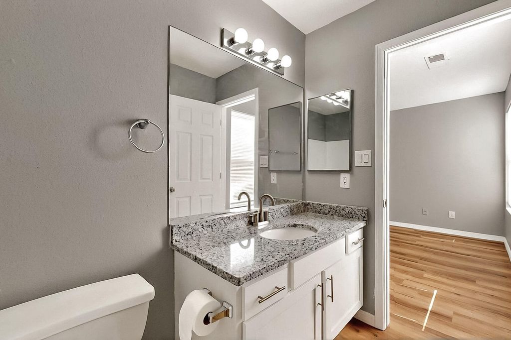 Image 18 of property listing at 111 18th Street SE, Rio Rancho, NM 87124