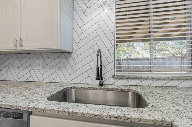 11813 Leisure Drive, Dallas, TX 75243