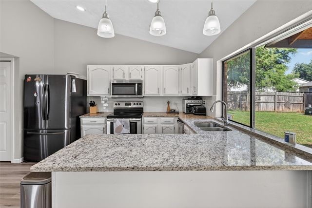 3825 Hackberry Lane, Bedford, TX 76021