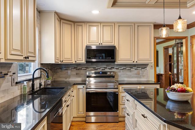 73 BRISTLE CONE DR, Bear, DE 19701