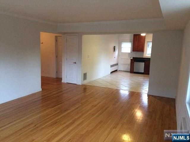 499 Brinkerhoff Avenue 2nd Fl, Fort Lee, NJ 07024