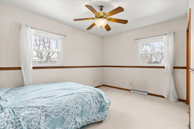 1225 Douglas Lane, Crete, IL 60417