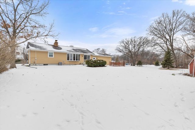 1225 Douglas Lane, Crete, IL 60417