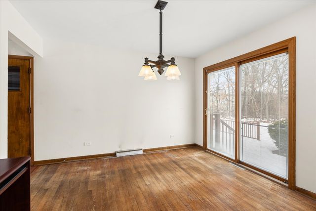 1225 Douglas Lane, Crete, IL 60417