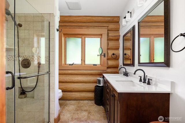3256 Killion Lane, Oak Harbor, WA 98277