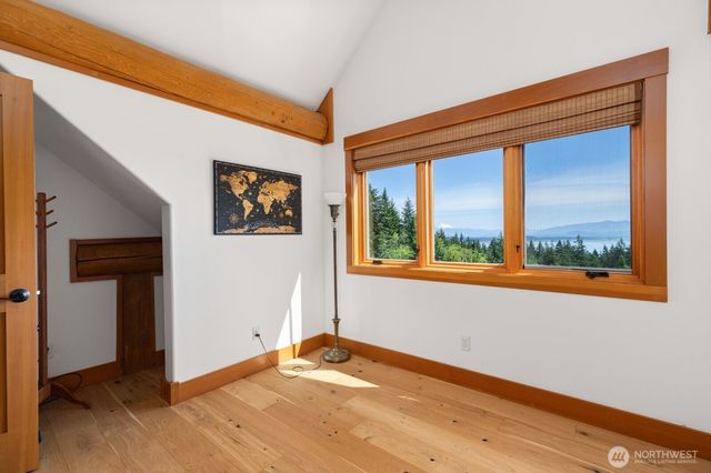 3256 Killion Lane, Oak Harbor, WA 98277