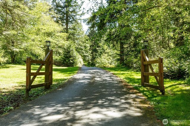 3256 Killion Lane, Oak Harbor, WA 98277