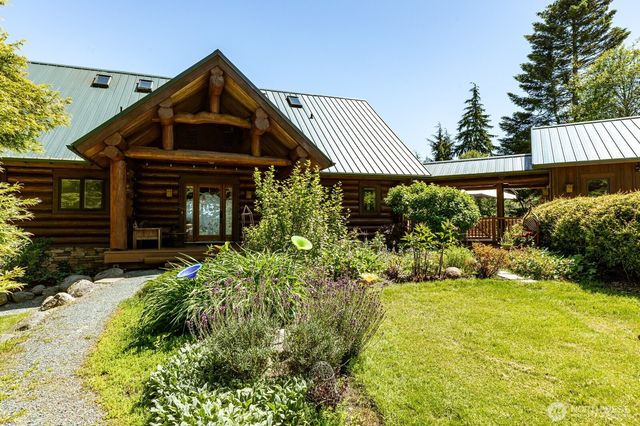 3256 Killion Lane, Oak Harbor, WA 98277