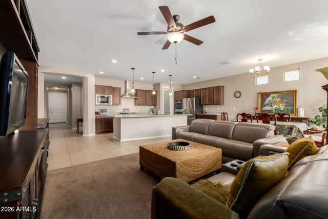 2955 W BRIDGER Drive, San Tan Valley, AZ 85144