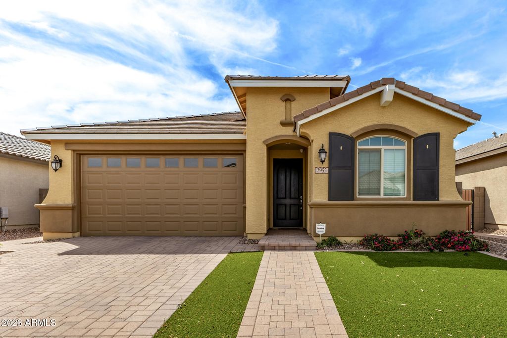 2955 W BRIDGER Drive, San Tan Valley, AZ 85144