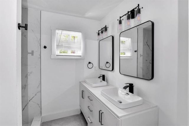 2256 Carey Drive, Atlanta, GA 30315
