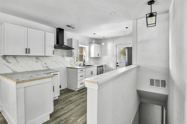 2256 Carey Drive, Atlanta, GA 30315