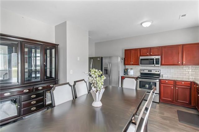 411 Bandelier Circle, Hampton, GA 30228