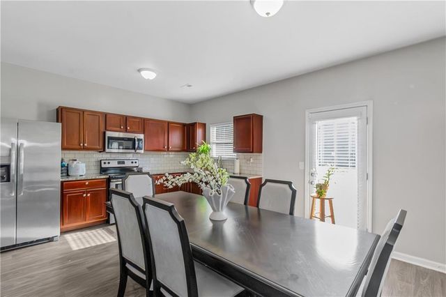 411 Bandelier Circle, Hampton, GA 30228