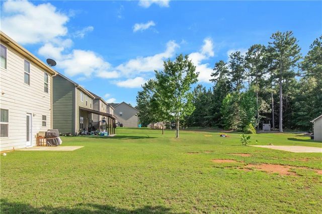 411 Bandelier Circle, Hampton, GA 30228