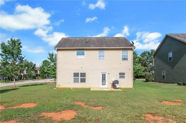 411 Bandelier Circle, Hampton, GA 30228