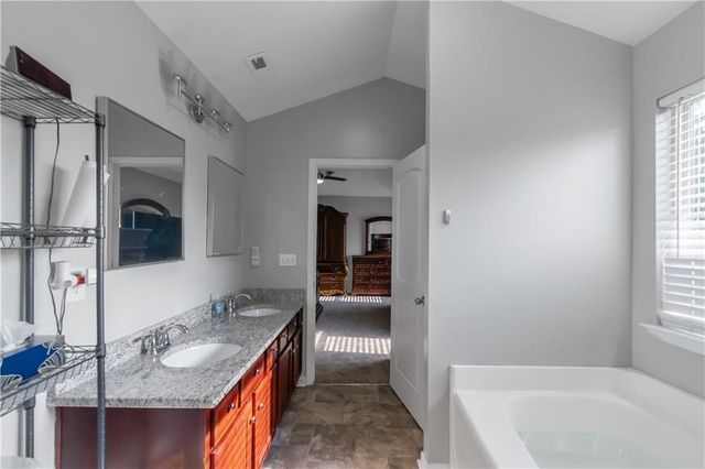 411 Bandelier Circle, Hampton, GA 30228