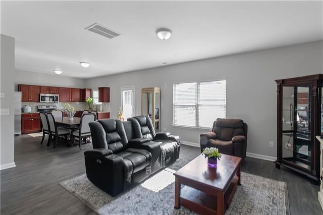 411 Bandelier Circle, Hampton, GA 30228