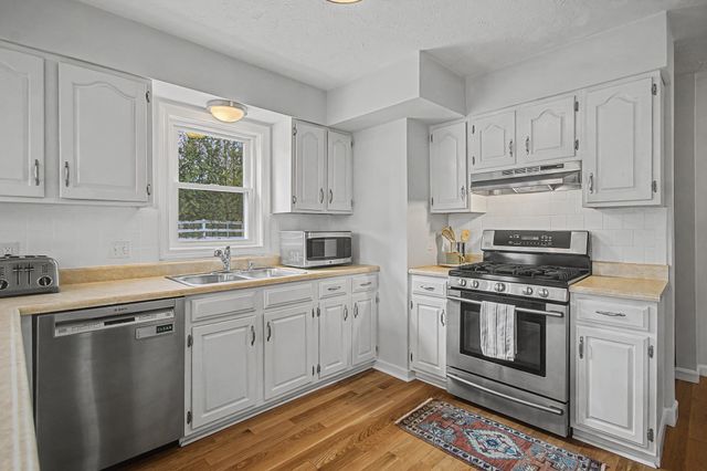 8 South Street, Essex Junction, VT 05452