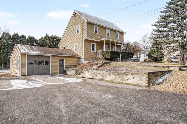 8 South Street, Essex Junction, VT 05452