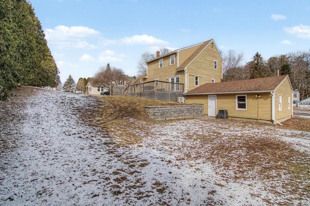 8 South Street, Essex Junction, VT 05452